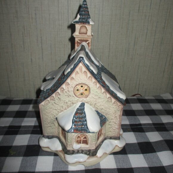 Hawthorne Goebel Hummel Bavarian Village Angels Duet Lighted Church - Picture 3 of 5